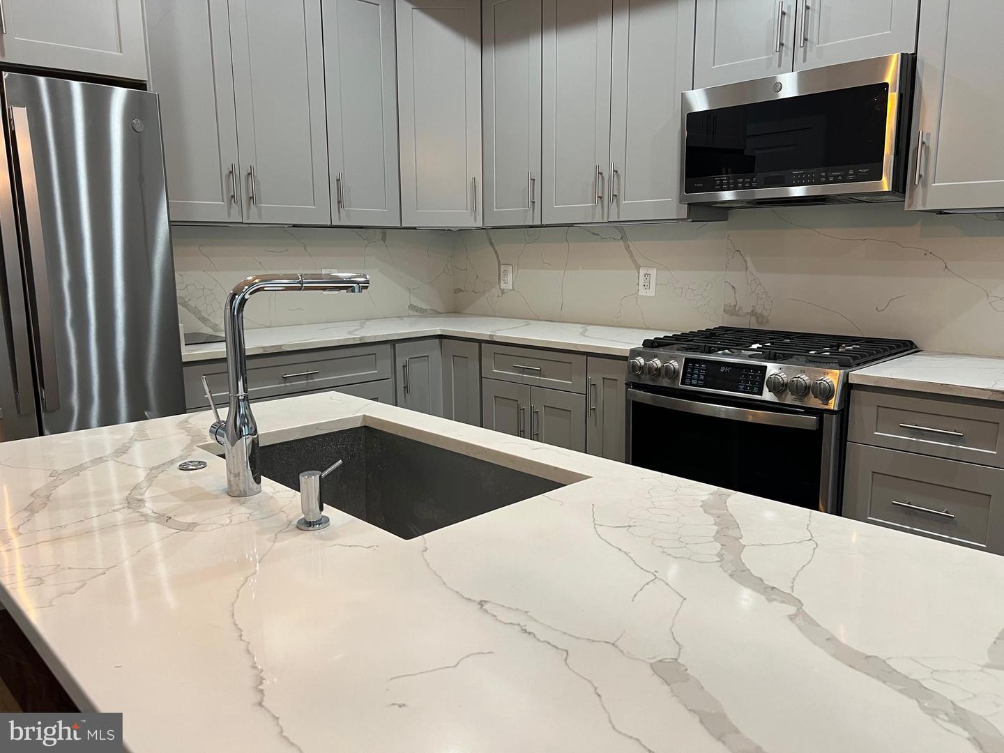 1253 MOUNT OLIVET RD NE #3, WASHINGTON, District Of Columbia 20002, 3 Bedrooms Bedrooms, ,3 BathroomsBathrooms,Residential,For sale,1253 MOUNT OLIVET RD NE #3,DCDC2172588 MLS # DCDC2172588