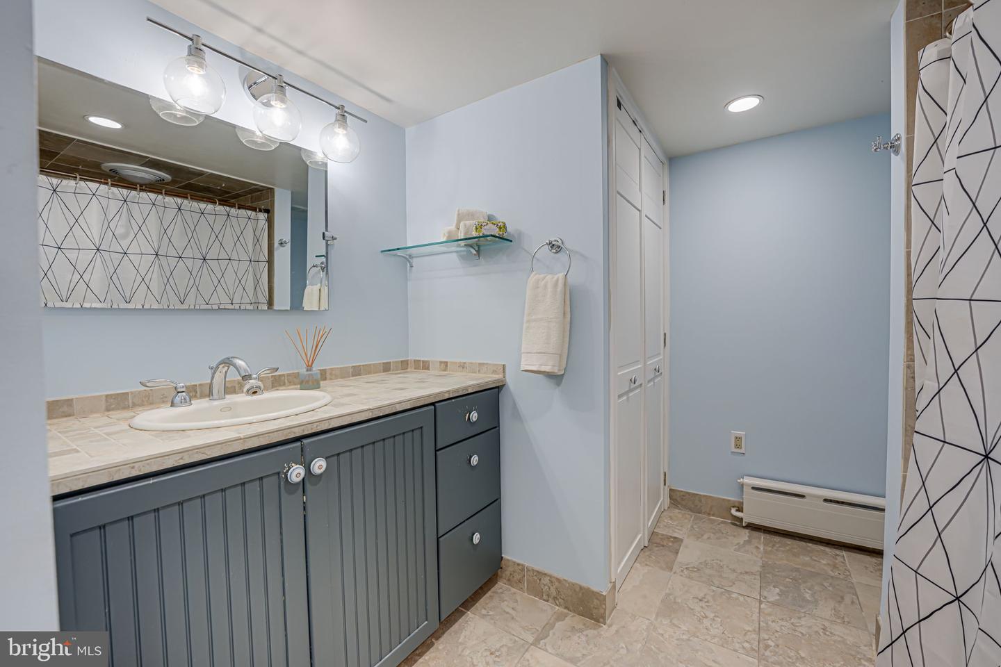 2023 Q ST NW, WASHINGTON, District Of Columbia 20009, 6 Bedrooms Bedrooms, ,3 BathroomsBathrooms,Residential,For sale,2023 Q ST NW,DCDC2170460 MLS # DCDC2170460