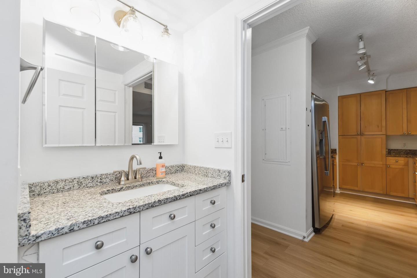 3101 N HAMPTON DR #313, ALEXANDRIA, Virginia 22302, 1 Bedroom Bedrooms, ,1 BathroomBathrooms,Residential,For sale,3101 N HAMPTON DR #313,VAAX2040076 MLS # VAAX2040076