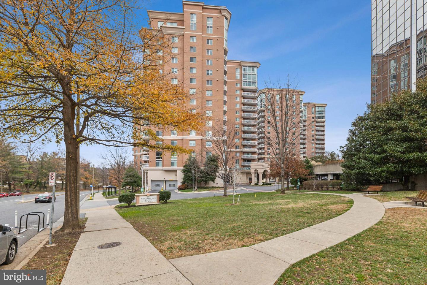 3101 N HAMPTON DR #313, ALEXANDRIA, Virginia 22302, 1 Bedroom Bedrooms, ,1 BathroomBathrooms,Residential,For sale,3101 N HAMPTON DR #313,VAAX2040076 MLS # VAAX2040076