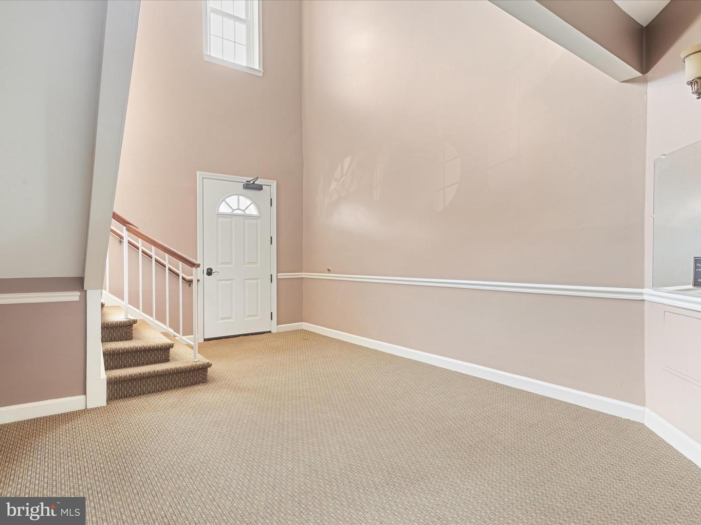 12933-A GRAYS POINTE RD #12933A, FAIRFAX, Virginia 22033, 2 Bedrooms Bedrooms, ,2 BathroomsBathrooms,Residential,For sale,12933-A GRAYS POINTE RD #12933A,VAFX2215442 MLS # VAFX2215442