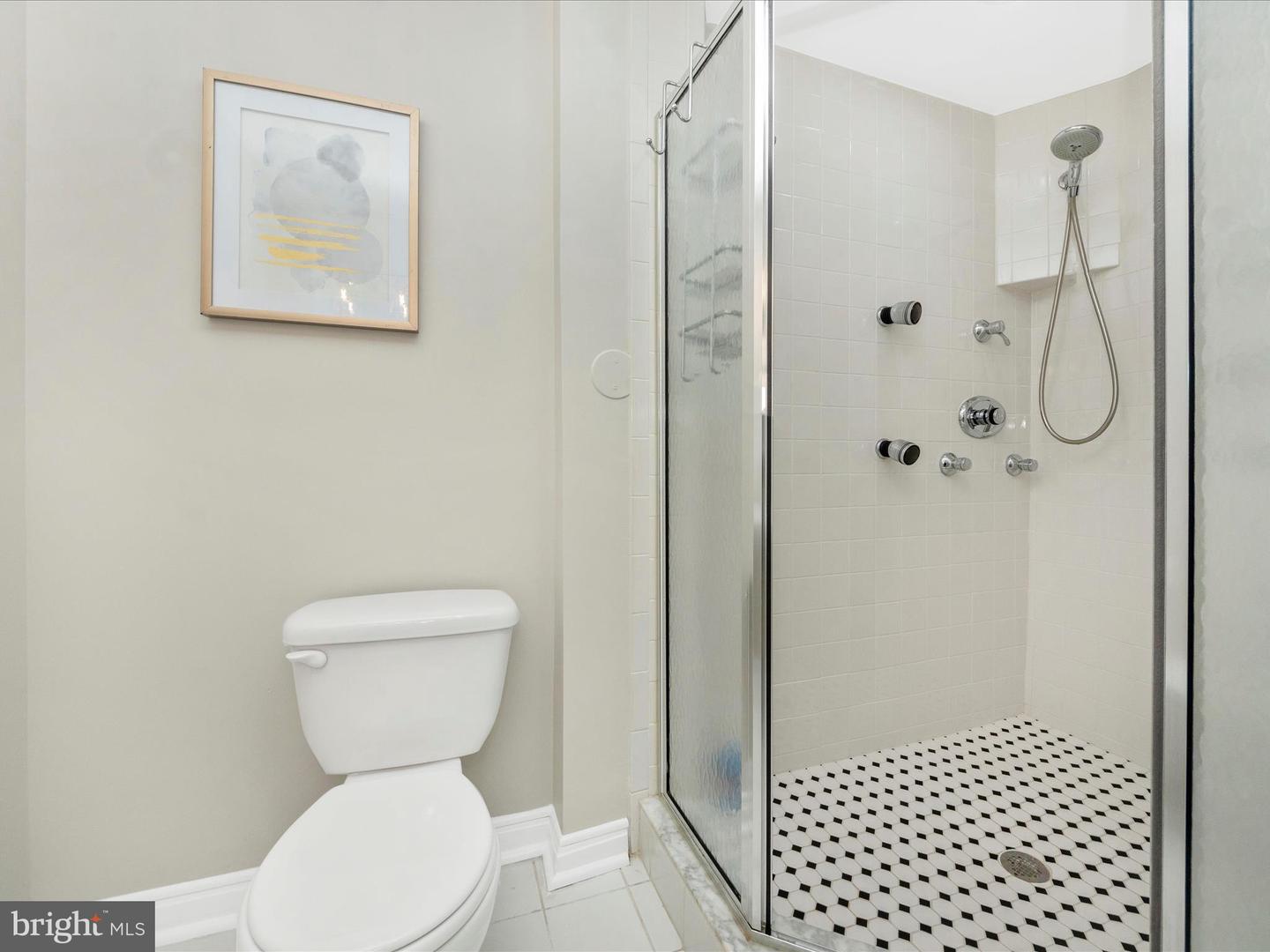 3128 BERRY RD NE #23, WASHINGTON, District Of Columbia 20018, 3 Bedrooms Bedrooms, ,2 BathroomsBathrooms,Residential,For sale,3128 BERRY RD NE #23,DCDC2163858 MLS # DCDC2163858