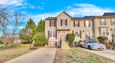 208 SEDGWICK CT, STAFFORD, Virginia 22554, 3 Bedrooms Bedrooms, ,2 BathroomsBathrooms,Residential,For sale,208 SEDGWICK CT,VAST2033950 MLS # VAST2033950