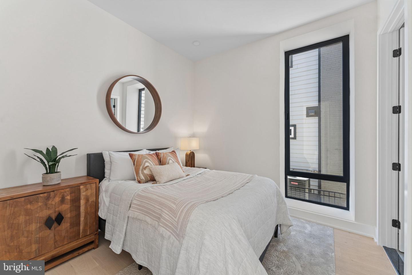 517 MONTANA AVE NE #1A, WASHINGTON, District Of Columbia 20017, 3 Bedrooms Bedrooms, ,2 BathroomsBathrooms,Residential,For sale,517 MONTANA AVE NE #1A,DCDC2172726 MLS # DCDC2172726