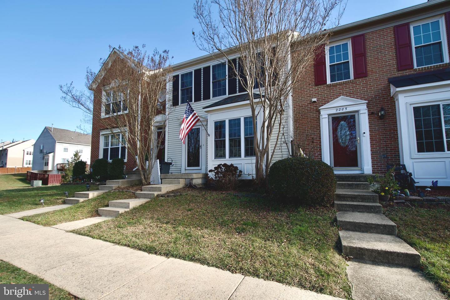 2003 QUIET CREEK CT, WOODBRIDGE, Virginia 22192, 2 Bedrooms Bedrooms, ,3 BathroomsBathrooms,Residential,For sale,2003 QUIET CREEK CT,VAPW2084220 MLS # VAPW2084220