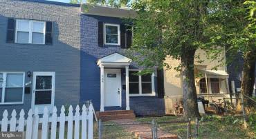 138 DALE ST, ALEXANDRIA, Virginia 22305, 3 Bedrooms Bedrooms, ,2 BathroomsBathrooms,Residential,For sale,138 DALE ST,VAAX2039892 MLS # VAAX2039892