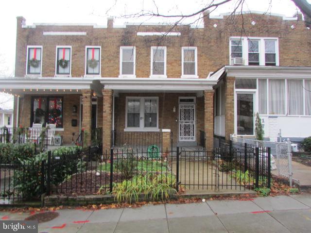 173 TODD PL NE, WASHINGTON, District Of Columbia 20002, 4 Bedrooms Bedrooms, ,2 BathroomsBathrooms,Residential,For sale,173 TODD PL NE,DCDC2172768 MLS # DCDC2172768