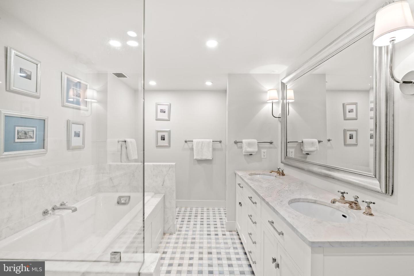 2700 VIRGINIA AVE NW #801, WASHINGTON, District Of Columbia 20037, 2 Bedrooms Bedrooms, ,2 BathroomsBathrooms,Residential,For sale,2700 VIRGINIA AVE NW #801,DCDC2172808 MLS # DCDC2172808