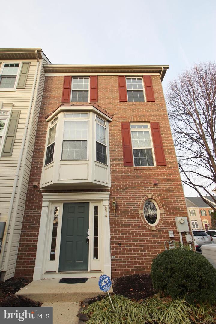 974 HARRISON CIR, ALEXANDRIA, Virginia 22304, 3 Bedrooms Bedrooms, ,2 BathroomsBathrooms,Residential,For sale,974 HARRISON CIR,VAAX2039182 MLS # VAAX2039182