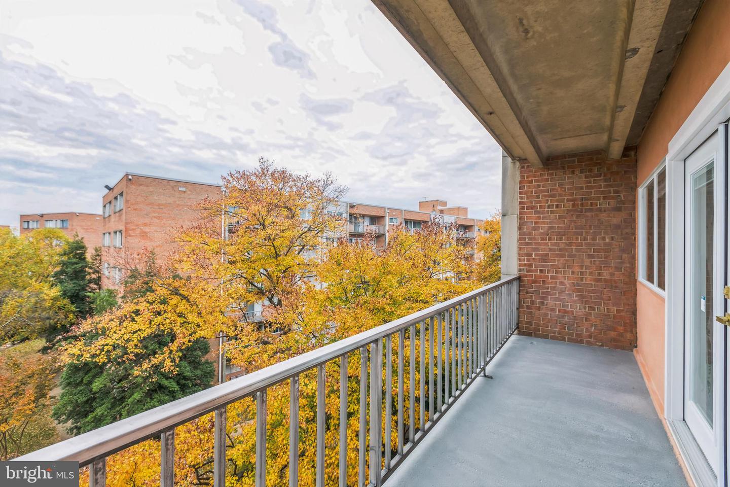 401 N ARMISTEAD ST #407, ALEXANDRIA, Virginia 22312, 1 Bedroom Bedrooms, ,1 BathroomBathrooms,Residential,For sale,401 N ARMISTEAD ST #407,VAAX2039258 MLS # VAAX2039258