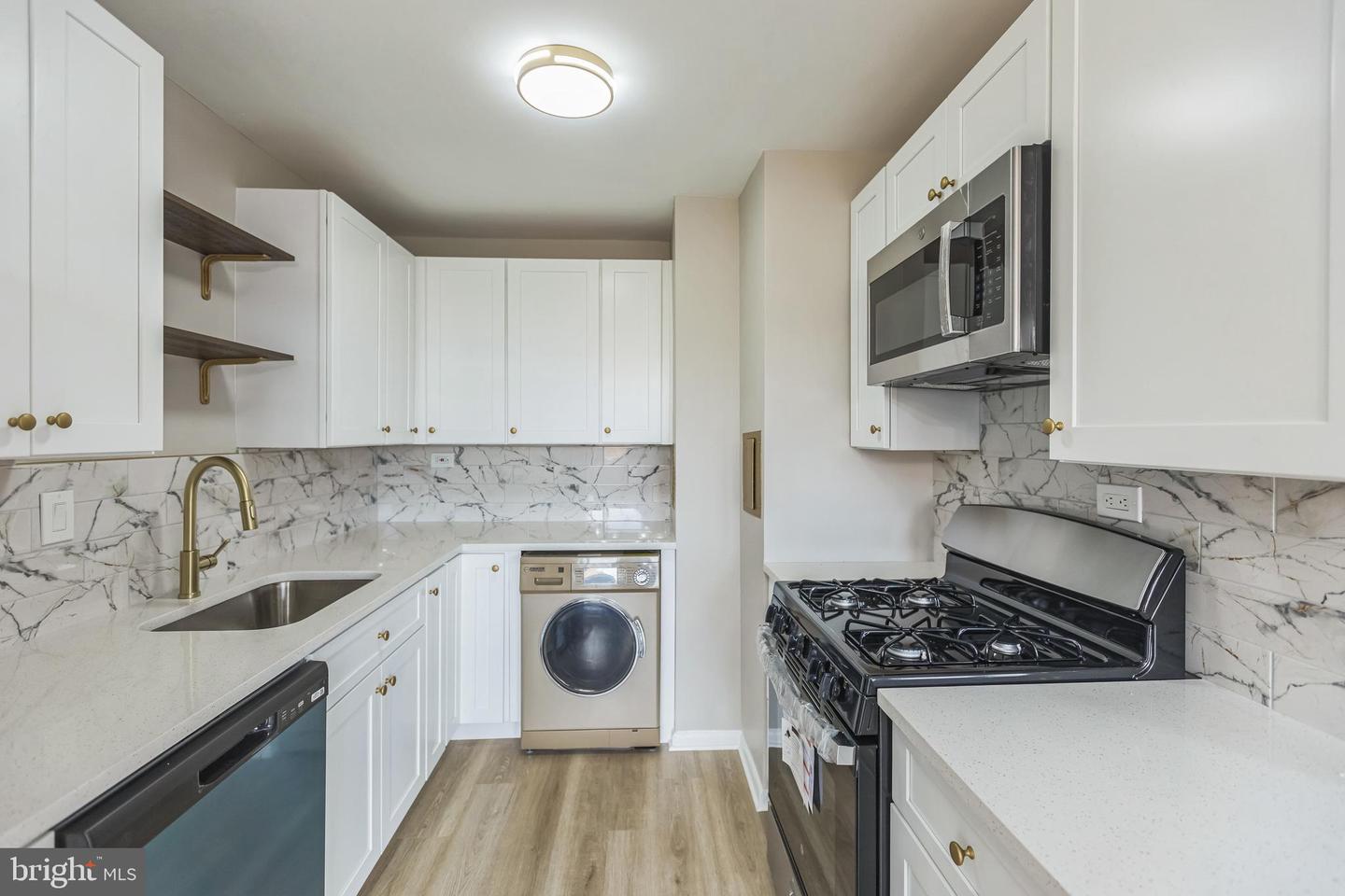 401 N ARMISTEAD ST #407, ALEXANDRIA, Virginia 22312, 1 Bedroom Bedrooms, ,1 BathroomBathrooms,Residential,For sale,401 N ARMISTEAD ST #407,VAAX2039258 MLS # VAAX2039258