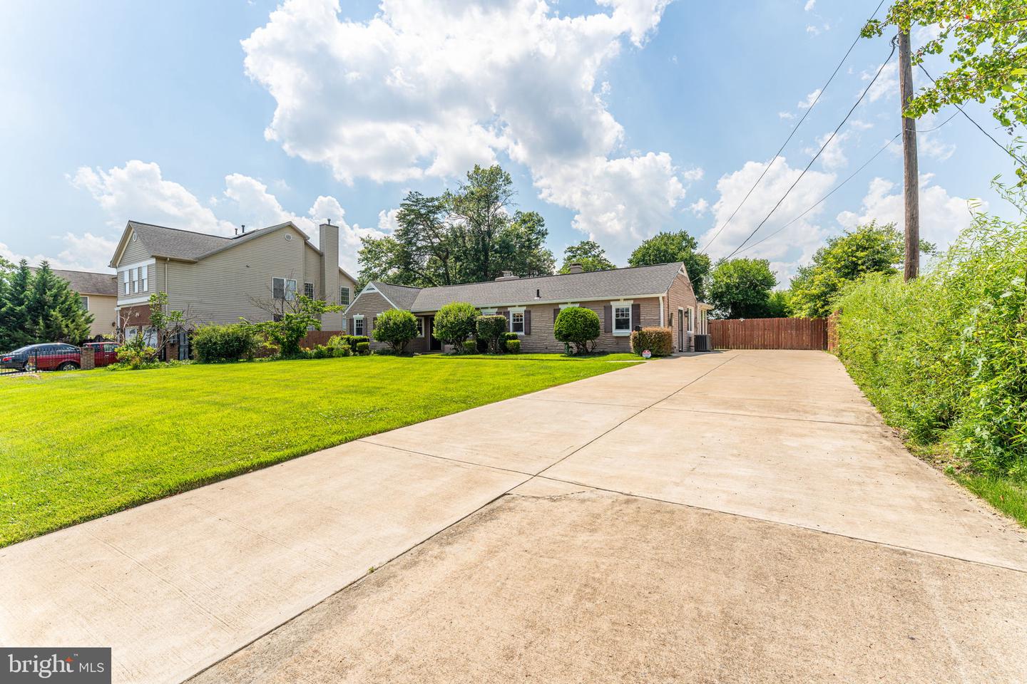 3440 WASHINGTON DR, FALLS CHURCH, Virginia 22041, 3 Bedrooms Bedrooms, ,2 BathroomsBathrooms,Residential,For sale,3440 WASHINGTON DR,VAFX2215754 MLS # VAFX2215754