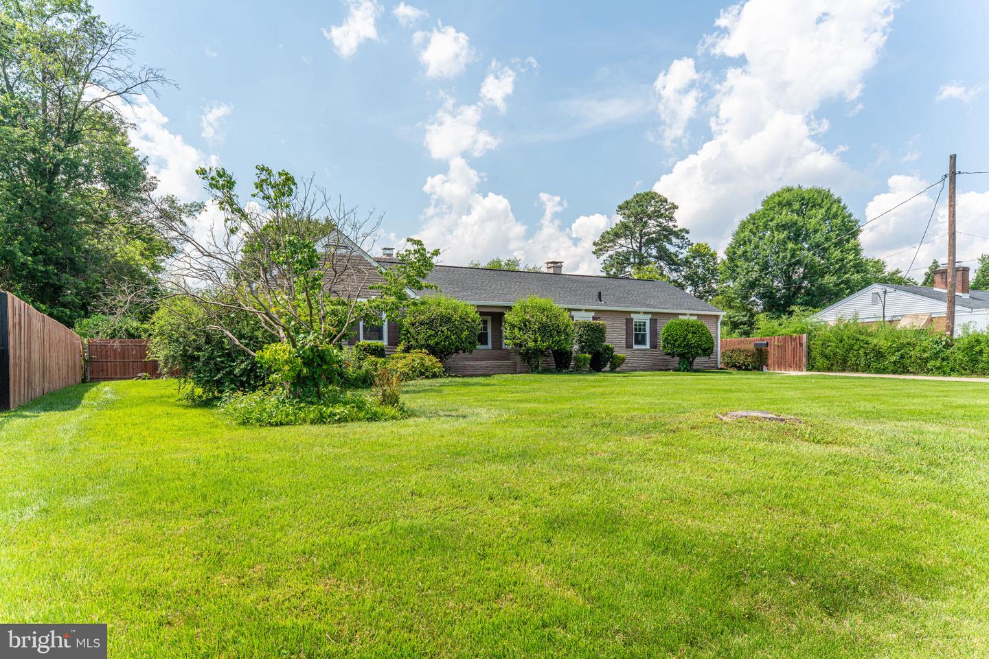 3440 WASHINGTON DR, FALLS CHURCH, Virginia 22041, 3 Bedrooms Bedrooms, ,2 BathroomsBathrooms,Residential,For sale,3440 WASHINGTON DR,VAFX2215754 MLS # VAFX2215754