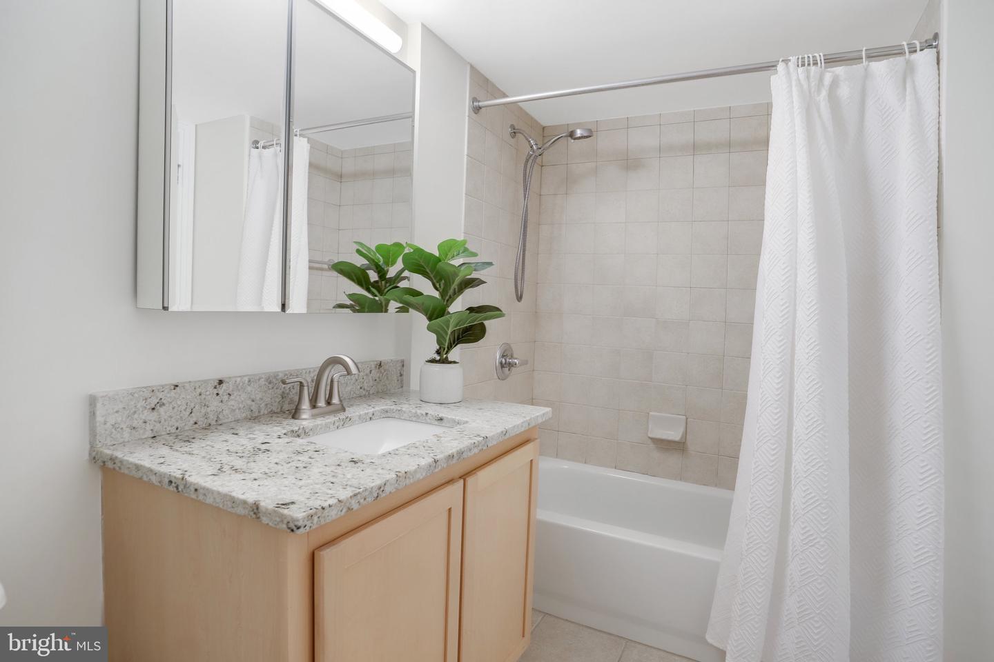 800 4TH ST SW #N706, WASHINGTON, District Of Columbia 20024, ,1 BathroomBathrooms,Residential,For sale,800 4TH ST SW #N706,DCDC2172982 MLS # DCDC2172982