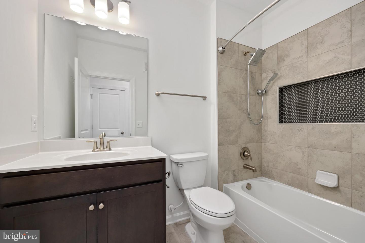 14983 RIVER WALK WAY, WOODBRIDGE, Virginia 22191, 3 Bedrooms Bedrooms, ,2 BathroomsBathrooms,Residential,For sale,14983 RIVER WALK WAY,VAPW2084802 MLS # VAPW2084802