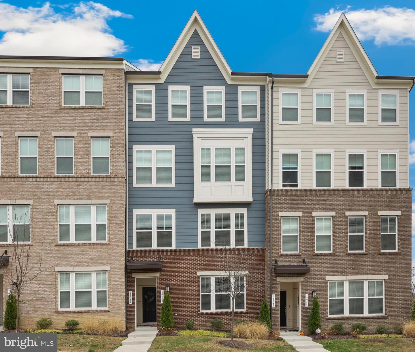 14983 RIVER WALK WAY, WOODBRIDGE, Virginia 22191, 3 Bedrooms Bedrooms, ,2 BathroomsBathrooms,Residential,For sale,14983 RIVER WALK WAY,VAPW2084802 MLS # VAPW2084802