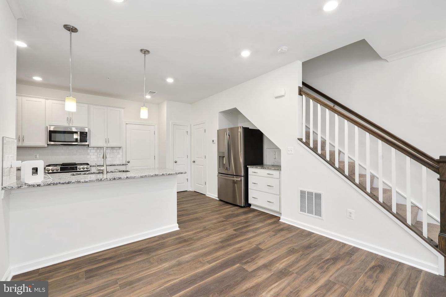 14983 RIVER WALK WAY, WOODBRIDGE, Virginia 22191, 3 Bedrooms Bedrooms, ,2 BathroomsBathrooms,Residential,For sale,14983 RIVER WALK WAY,VAPW2084802 MLS # VAPW2084802