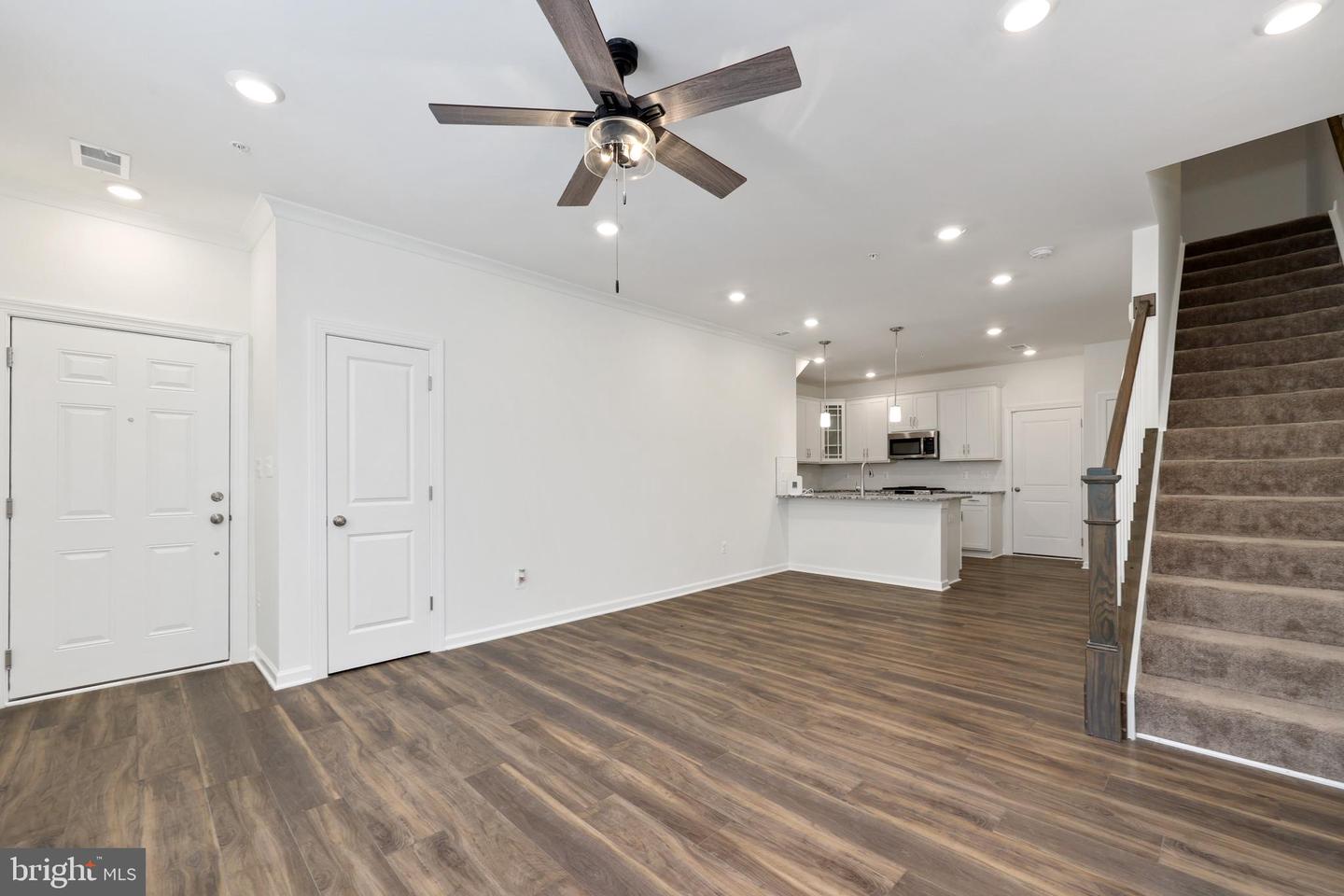 14983 RIVER WALK WAY, WOODBRIDGE, Virginia 22191, 3 Bedrooms Bedrooms, ,2 BathroomsBathrooms,Residential,For sale,14983 RIVER WALK WAY,VAPW2084802 MLS # VAPW2084802