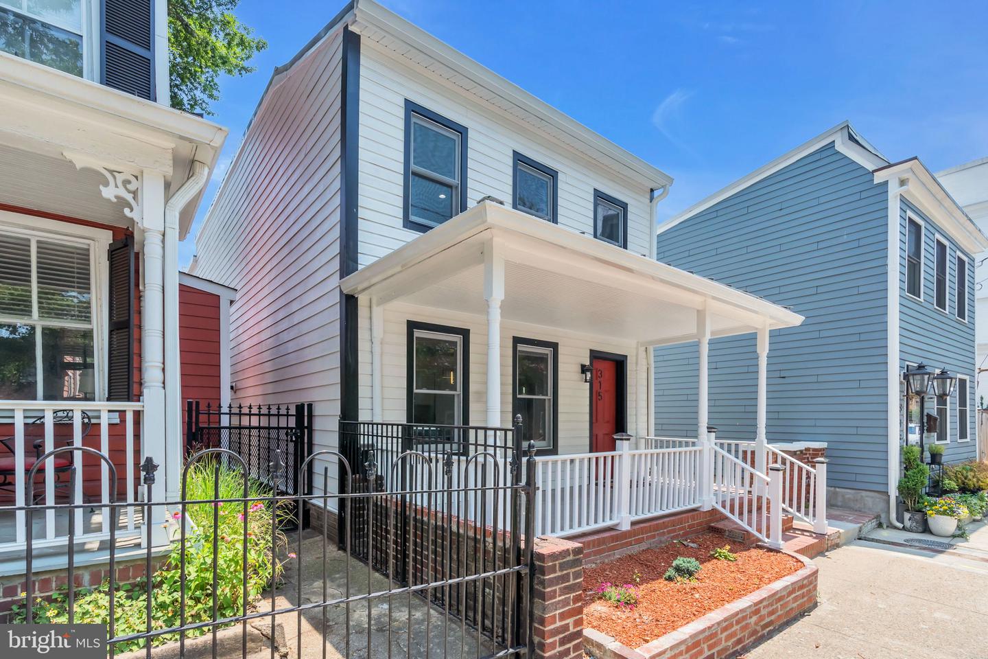 315 N PATRICK ST, ALEXANDRIA, Virginia 22314, 4 Bedrooms Bedrooms, ,4 BathroomsBathrooms,Residential,For sale,315 N PATRICK ST,VAAX2040318 MLS # VAAX2040318