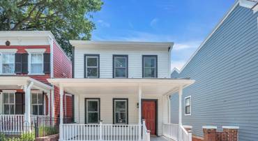 315 N PATRICK ST, ALEXANDRIA, Virginia 22314, 4 Bedrooms Bedrooms, ,4 BathroomsBathrooms,Residential,For sale,315 N PATRICK ST,VAAX2040318 MLS # VAAX2040318