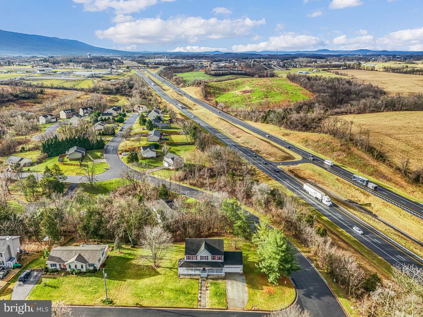 715 PARK AVE, WOODSTOCK, Virginia 22664, 5 Bedrooms Bedrooms, ,3 BathroomsBathrooms,Residential,For sale,715 PARK AVE,VASH2010296 MLS # VASH2010296