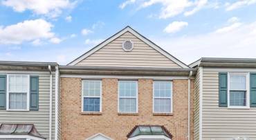 7938 GUNSTON WOODS PL, LORTON, Virginia 22079, 4 Bedrooms Bedrooms, ,3 BathroomsBathrooms,Residential,For sale,7938 GUNSTON WOODS PL,VAFX2215502 MLS # VAFX2215502