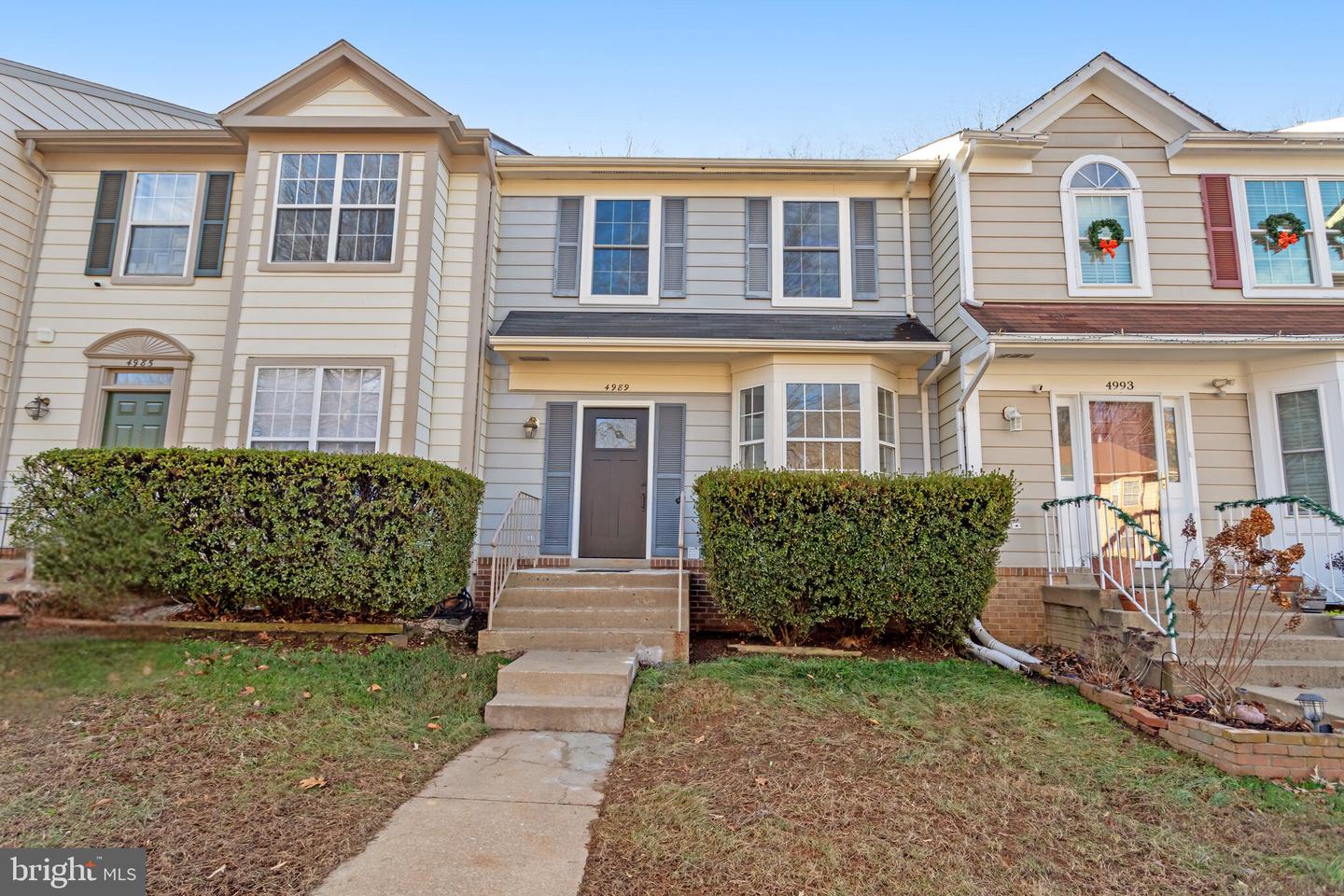 4989 LAMBSGATE LN, WOODBRIDGE, Virginia 22193, 3 Bedrooms Bedrooms, ,3 BathroomsBathrooms,Residential,For sale,4989 LAMBSGATE LN,VAPW2085064 MLS # VAPW2085064