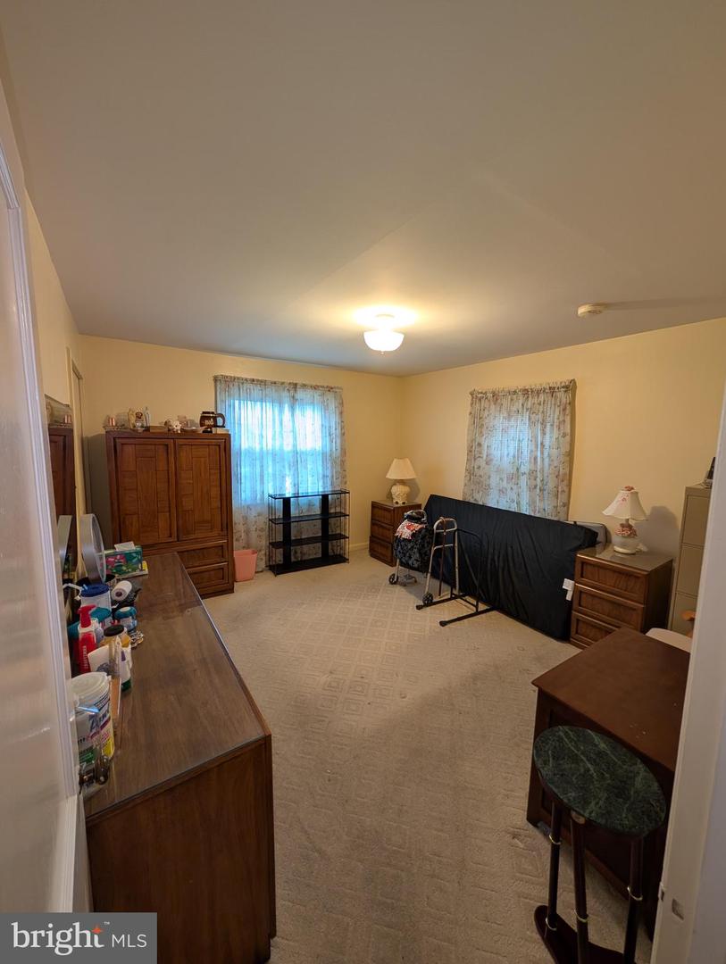 2313 GLENDALE TER, ALEXANDRIA, Virginia 22303, 2 Bedrooms Bedrooms, ,1 BathroomBathrooms,Residential,For sale,2313 GLENDALE TER,VAFX2215652 MLS # VAFX2215652