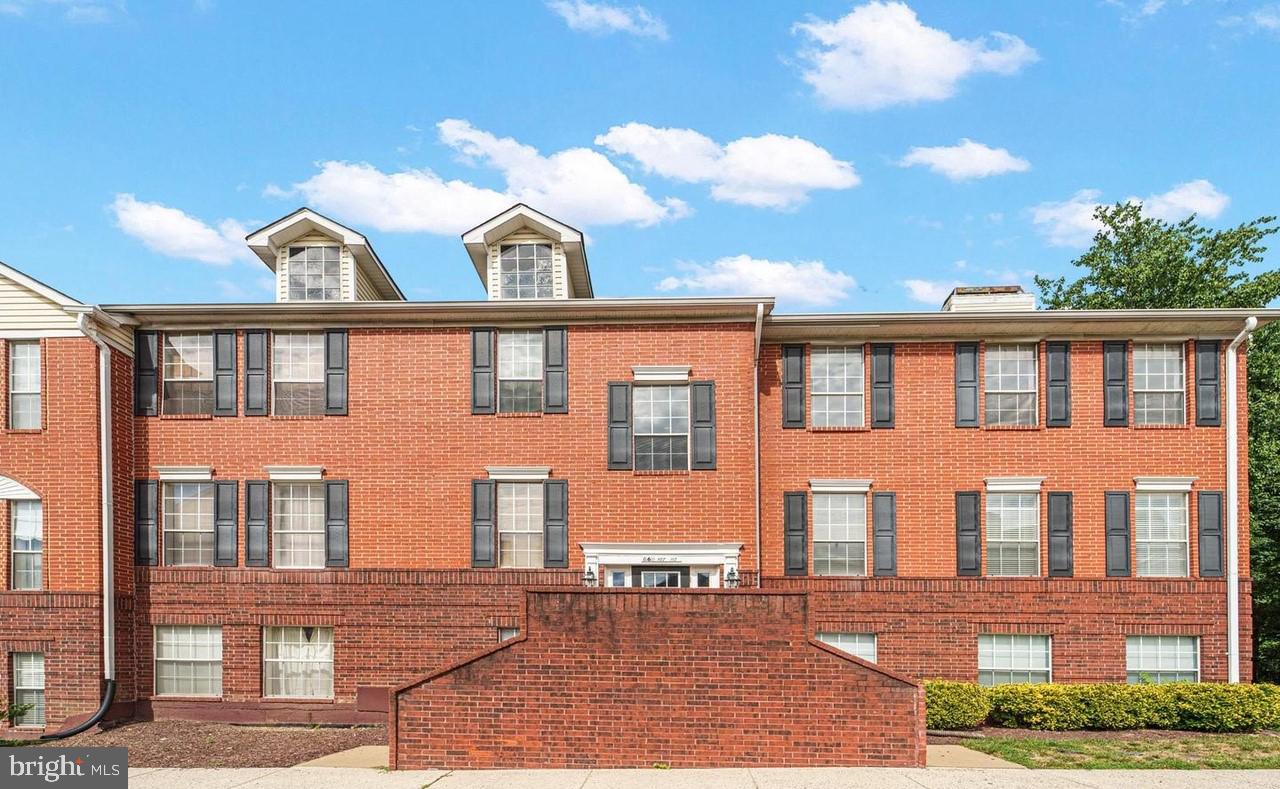 660 GATEWAY DR SE #112, LEESBURG, Virginia 20175, 3 Bedrooms Bedrooms, ,2 BathroomsBathrooms,Residential,For sale,660 GATEWAY DR SE #112,VALO2085696 MLS # VALO2085696