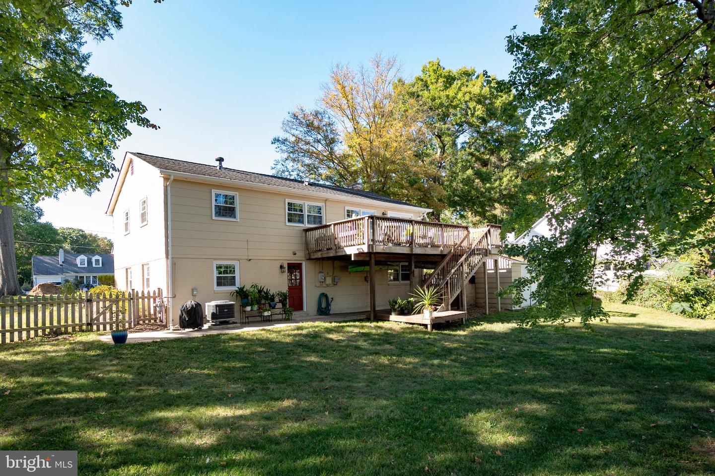 8319 WOODACRE ST, ALEXANDRIA, Virginia 22308, 4 Bedrooms Bedrooms, ,2 BathroomsBathrooms,Residential,For sale,8319 WOODACRE ST,VAFX2215800 MLS # VAFX2215800