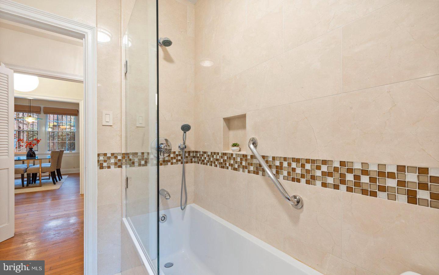 3041 SEDGWICK ST NW #102D, WASHINGTON, District Of Columbia 20008, 2 Bedrooms Bedrooms, ,1 BathroomBathrooms,Residential,For sale,3041 SEDGWICK ST NW #102D,DCDC2172944 MLS # DCDC2172944