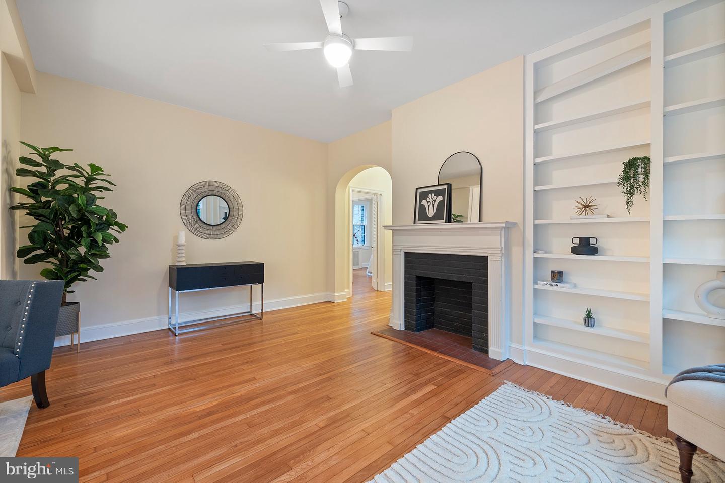 3041 SEDGWICK ST NW #102D, WASHINGTON, District Of Columbia 20008, 2 Bedrooms Bedrooms, ,1 BathroomBathrooms,Residential,For sale,3041 SEDGWICK ST NW #102D,DCDC2172944 MLS # DCDC2172944