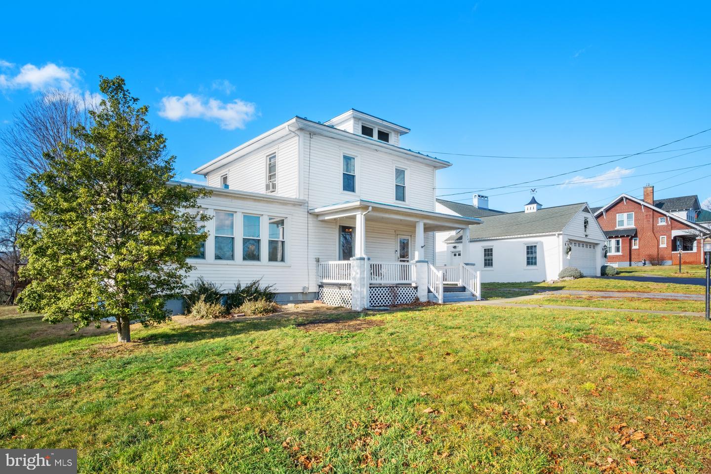 344 N MAIN ST, TIMBERVILLE, Virginia 22853, 4 Bedrooms Bedrooms, ,1 BathroomBathrooms,Residential,For sale,344 N MAIN ST,VARO2001954 MLS # VARO2001954