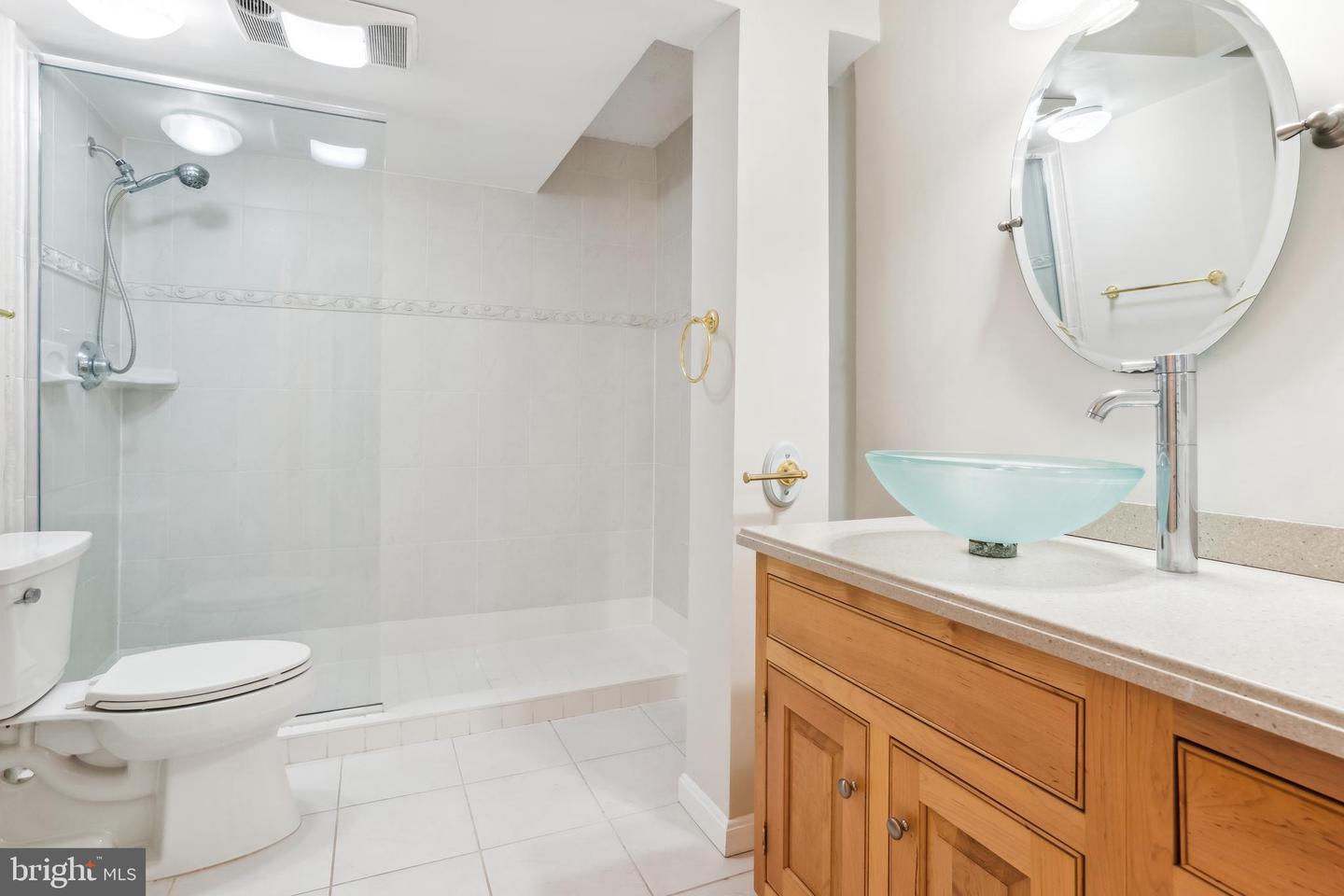 5903 MOUNT EAGLE DR #118, ALEXANDRIA, Virginia 22303, 3 Bedrooms Bedrooms, ,2 BathroomsBathrooms,Residential,For sale,5903 MOUNT EAGLE DR #118,VAFX2215918 MLS # VAFX2215918