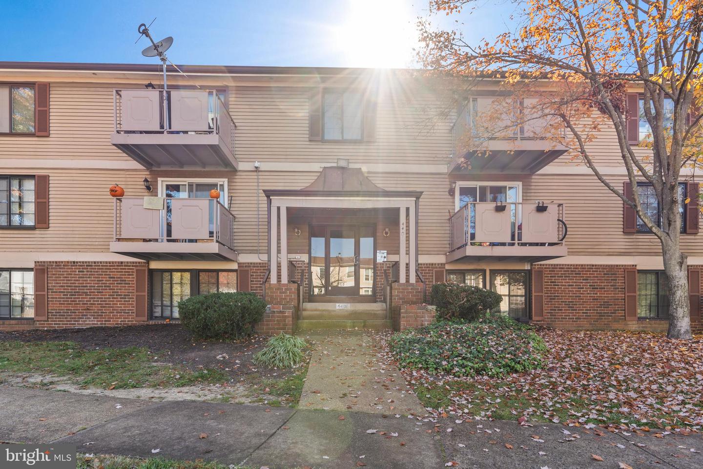 4400 GROOMBRIDGE WAY #H, ALEXANDRIA, Virginia 22309, 2 Bedrooms Bedrooms, ,2 BathroomsBathrooms,Residential,For sale,4400 GROOMBRIDGE WAY #H,VAFX2207540 MLS # VAFX2207540