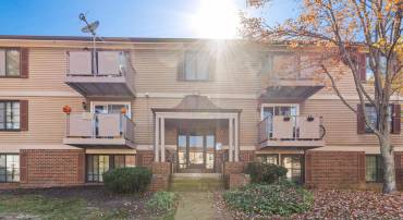 4400 GROOMBRIDGE WAY #H, ALEXANDRIA, Virginia 22309, 2 Bedrooms Bedrooms, ,2 BathroomsBathrooms,Residential,For sale,4400 GROOMBRIDGE WAY #H,VAFX2207540 MLS # VAFX2207540