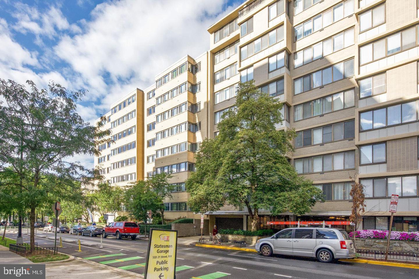 522 21ST ST NW #608, WASHINGTON, District Of Columbia 20006, 1 Bedroom Bedrooms, 3 Rooms Rooms,1 BathroomBathrooms,Residential,For sale,522 21ST ST NW #608,DCDC2166318 MLS # DCDC2166318