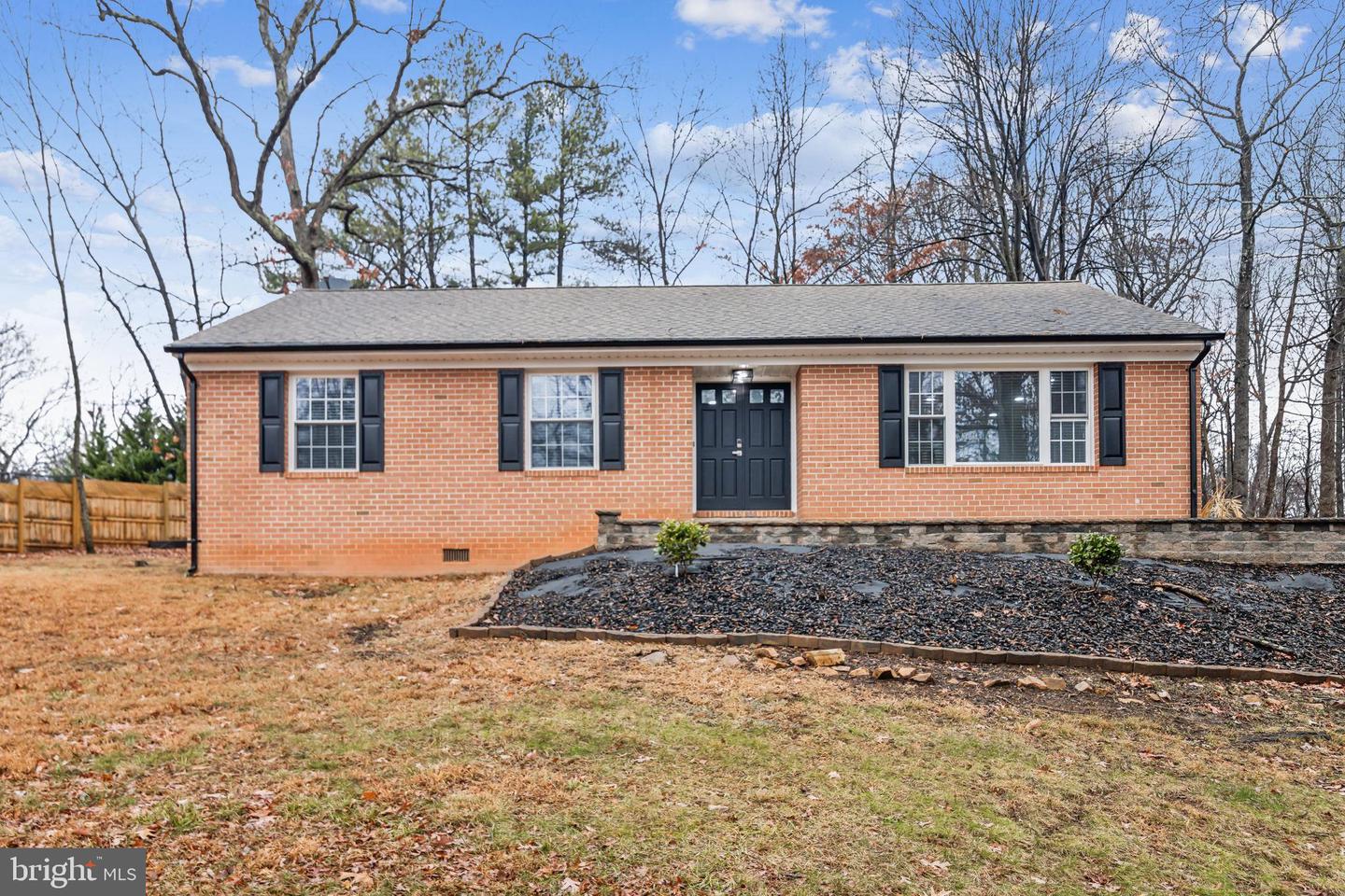 5188 S HILL DR, WARRENTON, Virginia 20187, 3 Bedrooms Bedrooms, ,2 BathroomsBathrooms,Residential,For sale,5188 S HILL DR,VAFQ2014588 MLS # VAFQ2014588