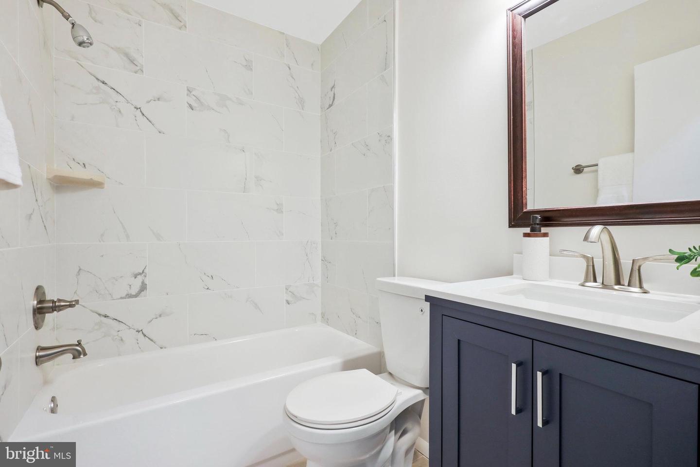 1001 N VERMONT ST N #109, ARLINGTON, Virginia 22201, 2 Bedrooms Bedrooms, ,2 BathroomsBathrooms,Residential,For sale,1001 N VERMONT ST N #109,VAAR2050828 MLS # VAAR2050828