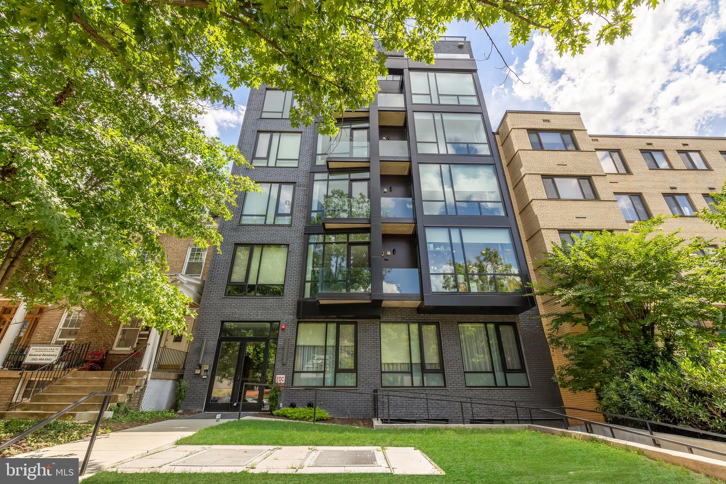 4111 CONNECTICUT AVE NW #PH-601, WASHINGTON, District Of Columbia 20008, 2 Bedrooms Bedrooms, ,2 BathroomsBathrooms,Residential,For sale,4111 CONNECTICUT AVE NW #PH-601,DCDC2172086 MLS # DCDC2172086