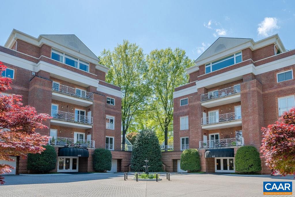 625 WORTHINGTON DR #101, CHARLOTTESVILLE, Virginia 22903, 2 Bedrooms Bedrooms, ,2 BathroomsBathrooms,Residential,For sale,625 WORTHINGTON DR #101,659618 MLS # 659618