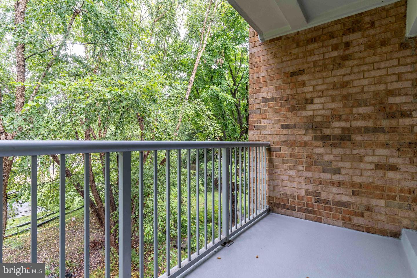 2906 KINGS CHAPEL RD #11, FALLS CHURCH, Virginia 22042, 1 Bedroom Bedrooms, ,1 BathroomBathrooms,Residential,For sale,2906 KINGS CHAPEL RD #11,VAFX2215936 MLS # VAFX2215936