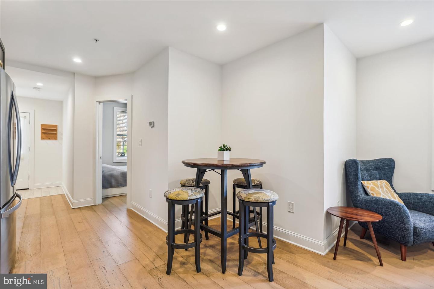 200 HAMILTON ST NW #2, WASHINGTON, District Of Columbia 20011, 2 Bedrooms Bedrooms, ,2 BathroomsBathrooms,Residential,For sale,200 HAMILTON ST NW #2,DCDC2173036 MLS # DCDC2173036