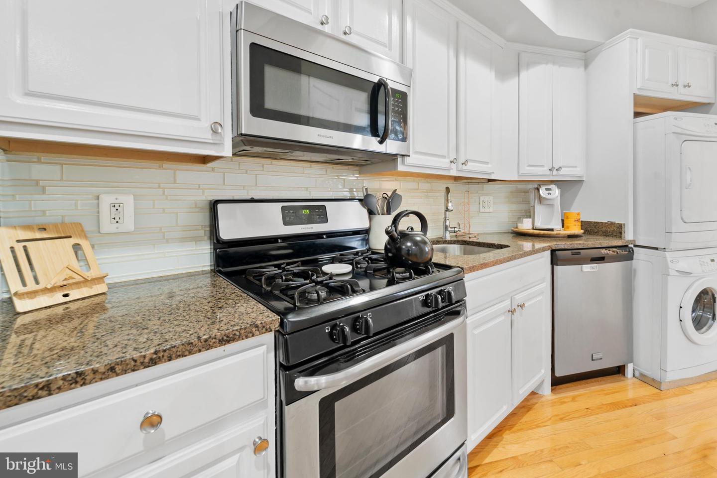 1629 L ST NE #202, WASHINGTON, District Of Columbia 20002, 1 Bedroom Bedrooms, ,1 BathroomBathrooms,Residential,For sale,1629 L ST NE #202,DCDC2173050 MLS # DCDC2173050