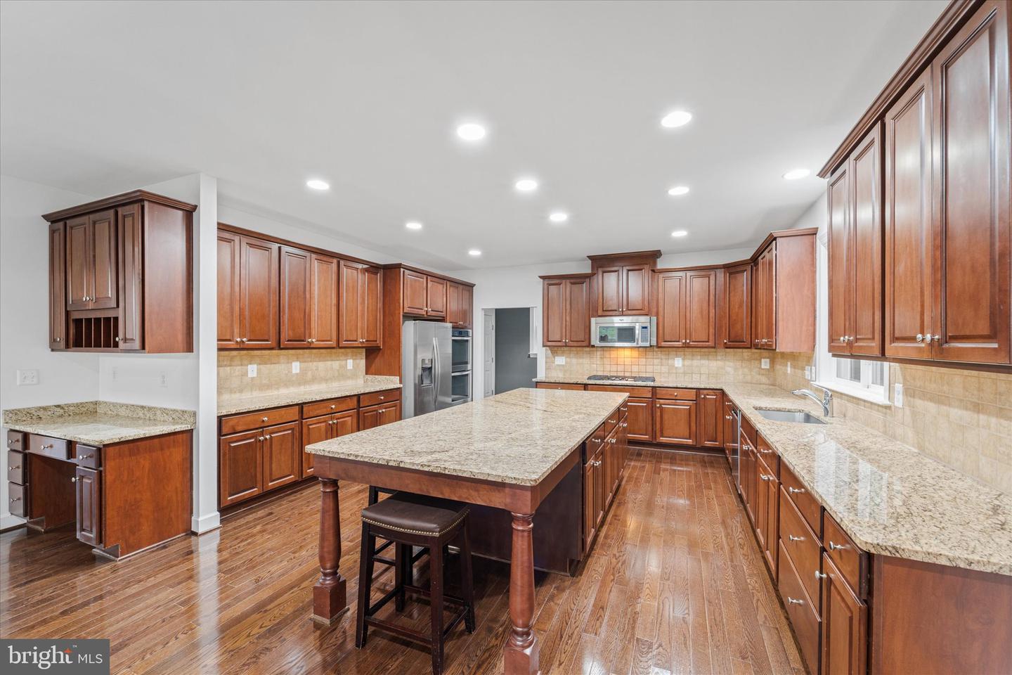 8901 HARGROVE CT, FAIRFAX, Virginia 22031, 5 Bedrooms Bedrooms, ,4 BathroomsBathrooms,Residential,For sale,8901 HARGROVE CT,VAFX2215956 MLS # VAFX2215956