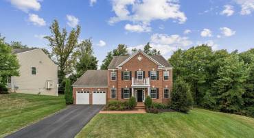 8901 HARGROVE CT, FAIRFAX, Virginia 22031, 5 Bedrooms Bedrooms, ,4 BathroomsBathrooms,Residential,For sale,8901 HARGROVE CT,VAFX2215956 MLS # VAFX2215956