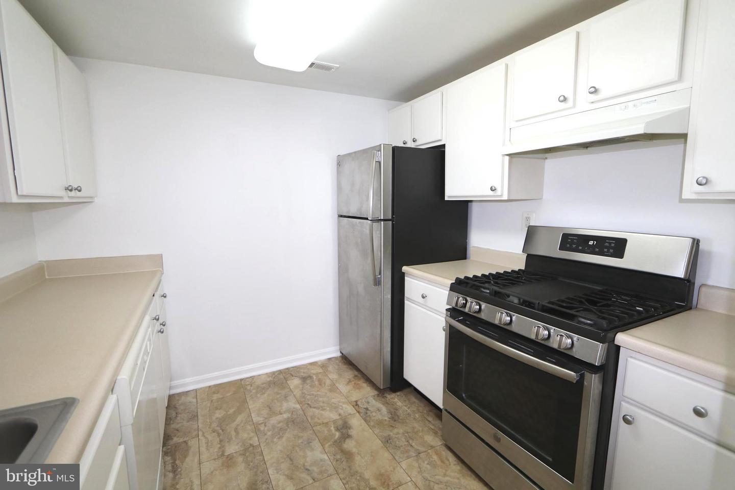 2605 DOUGLASS RD SE #102, WASHINGTON, District Of Columbia 20020, 2 Bedrooms Bedrooms, ,2 BathroomsBathrooms,Residential,For sale,2605 DOUGLASS RD SE #102,DCDC2150282 MLS # DCDC2150282