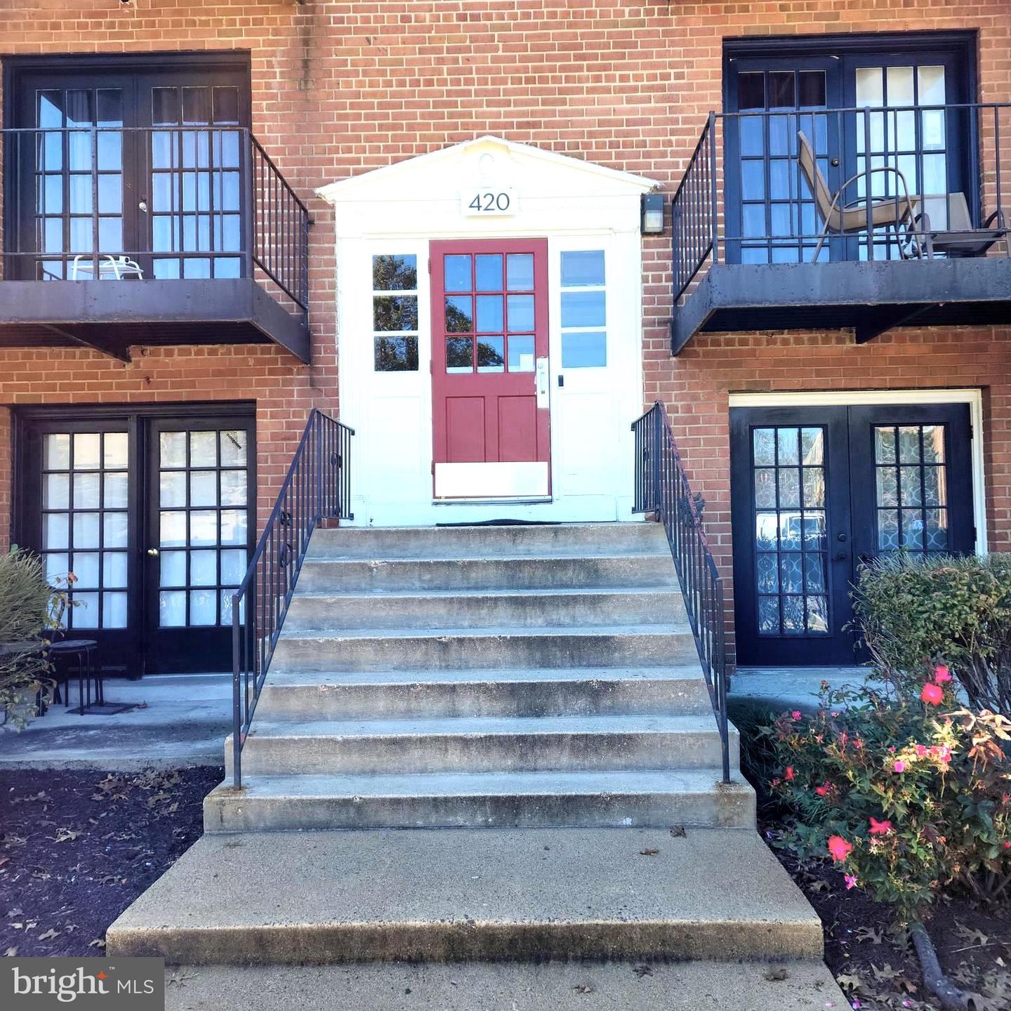 420 N ARMISTEAD ST N #203, ALEXANDRIA, Virginia 22312, 2 Bedrooms Bedrooms, ,1 BathroomBathrooms,Residential,For sale,420 N ARMISTEAD ST N #203,VAAX2038672 MLS # VAAX2038672