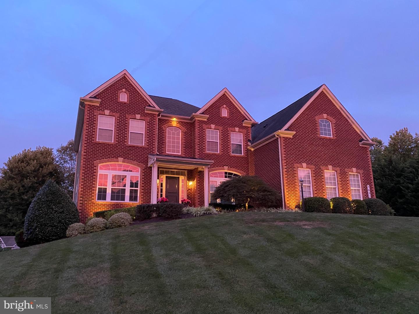 7651 MOVERN LN, WARRENTON, Virginia 20187, 5 Bedrooms Bedrooms, ,4 BathroomsBathrooms,Residential,For sale,7651 MOVERN LN,VAFQ2015016 MLS # VAFQ2015016