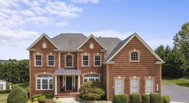 7651 MOVERN LN, WARRENTON, Virginia 20187, 5 Bedrooms Bedrooms, ,4 BathroomsBathrooms,Residential,For sale,7651 MOVERN LN,VAFQ2015016 MLS # VAFQ2015016